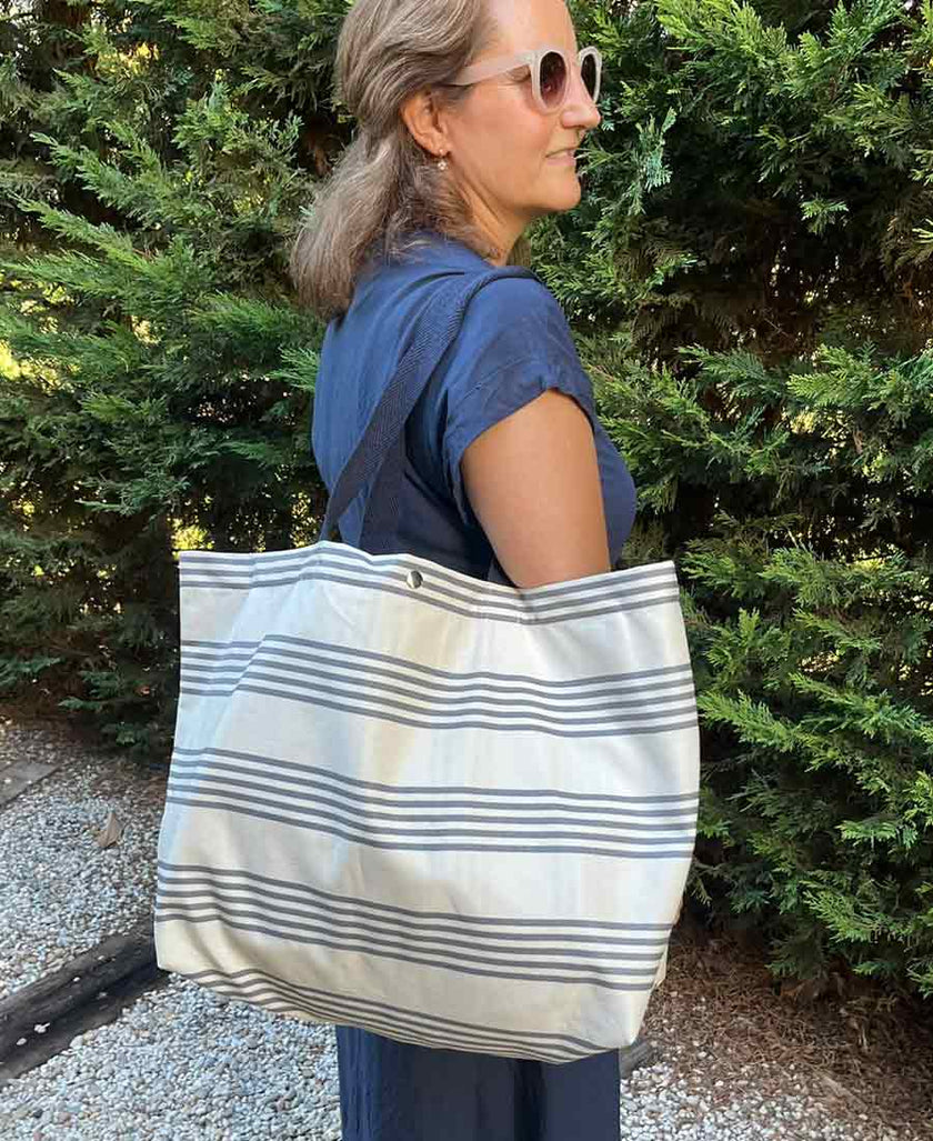 Bolsa impermeable nivik rayas gris